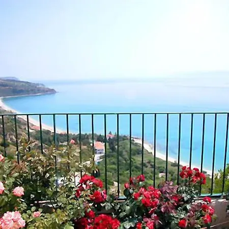 شقة فندقية Garbis & 4*