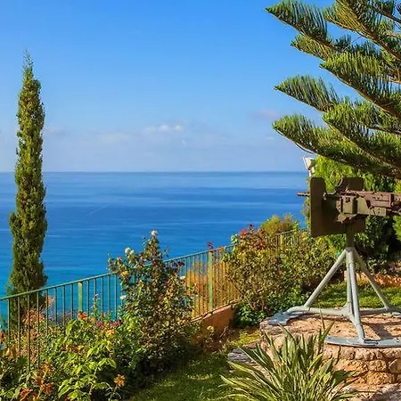 Garbis & Aparthotel Lourdata (Kefalonia)