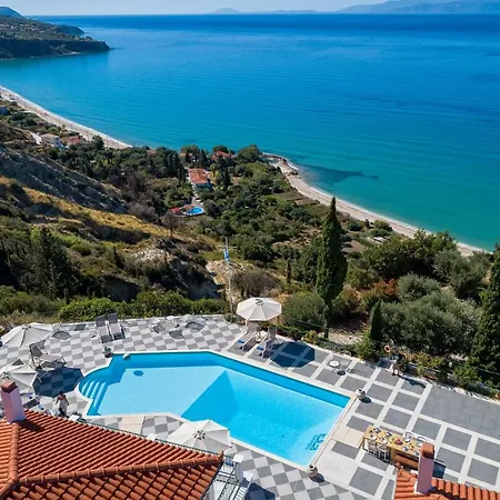 Garbis & Ξενοδοχείο με διαμερίσματα 4*