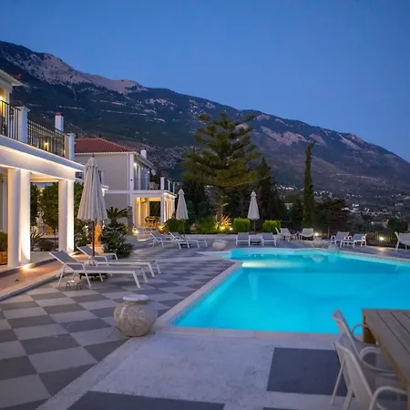 Garbis & Ξενοδοχείο με διαμερίσματα 4*